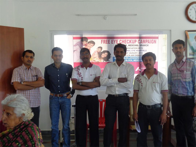 Free Eye Screening At Smiles Organized By M/S. Axis Bank In Co-Operation With Dr. Agarwal’s Eye Hospital, Hyderabad At Smiles On 23rd August 2014