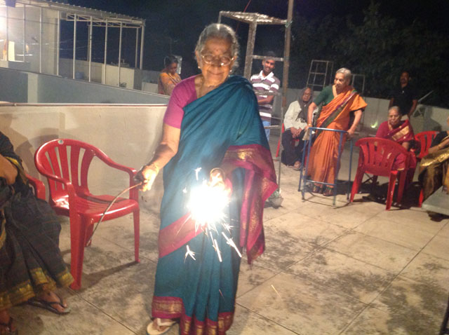 Deepavali Celebrations 2015 At Smiles