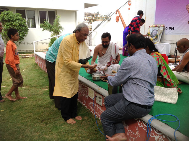 Sree Satyanarayana Swami Vratam on the eve of 4th Anniversary of smiles
 