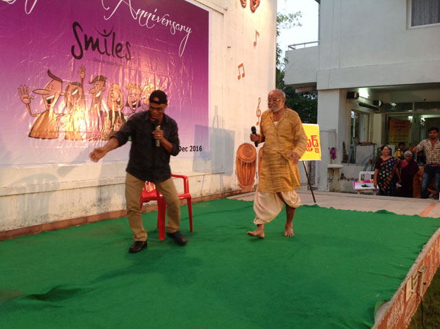 nava veena concert by Smt. B. Ananda Rajyalakshmi and her team on the eve of 4th Anniversary Celebrations of smiles
 