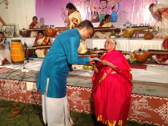 nava veena concert by Smt. B. Ananda Rajyalakshmi and her team on the eve of 4th Anniversary Celebrations of smiles
 