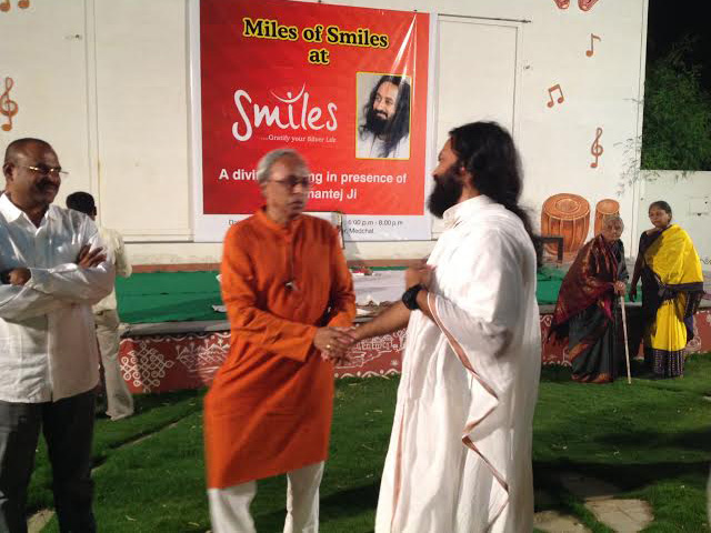 Swami Gnantej Ji Of The ART OF LIVING at SMILES 