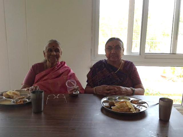 GUJARATI LUNCH SPONSORED BY SMT. JAYSHREE VIPANI at SMILES 