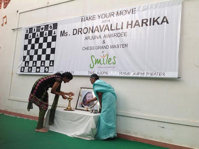 CHESS SIMUL with Ms. Harika Dronavalli,
Arjun Awardee and Grandmaster organized at SMILES 