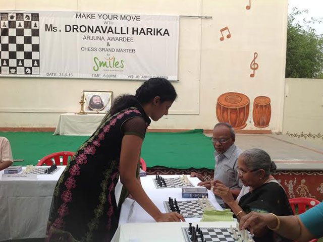 CHESS SIMUL with Ms. Harika Dronavalli,
Arjun Awardee and Grandmaster organized at SMILES 