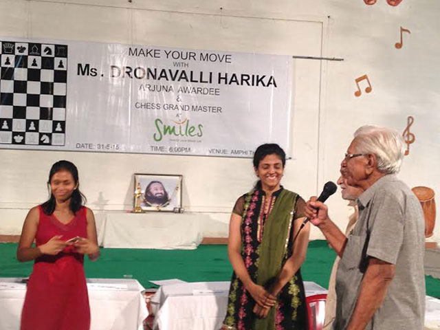 CHESS SIMUL with Ms. Harika Dronavalli,
Arjun Awardee and Grandmaster organized at SMILES 