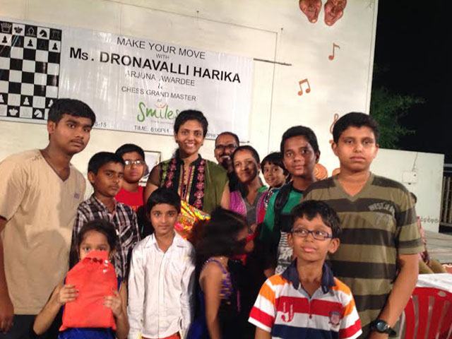 CHESS SIMUL with Ms. Harika Dronavalli,
Arjun Awardee and Grandmaster organized at SMILES 