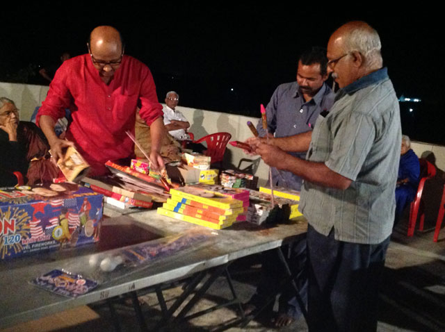 Deepavali Celebrations 2015 At Smiles