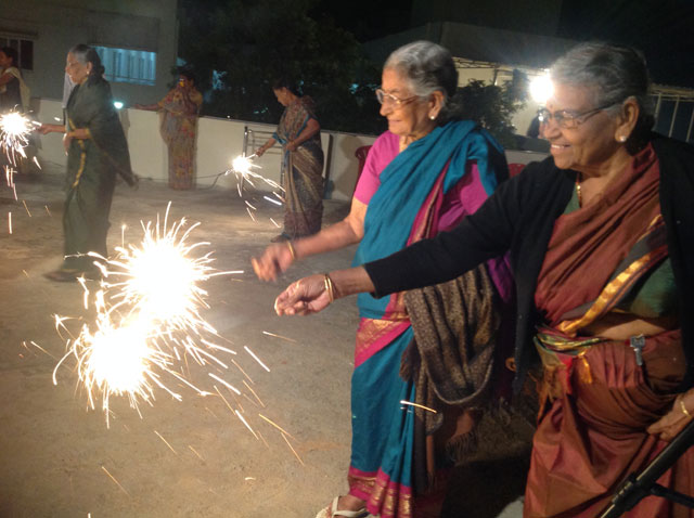 Deepavali Celebrations 2015 At Smiles