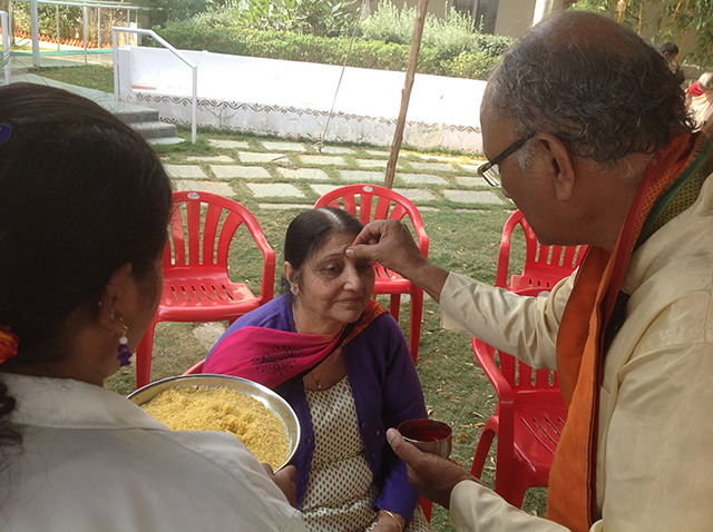 Makara Sankraman Soura Homam by Pandit Suresh Chandra on the eve of Makara Sankranti at SMILES